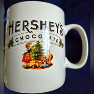 Hershey's large mugs for Christmas 28 ounce set of 2
